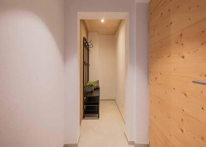 Stubaier Bergnest نيوستيف ام ستوبيتا